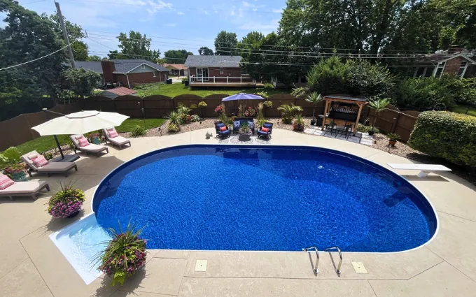 Pool featuring custom liner-covered ledge